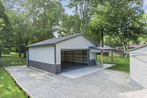 Tiny photo for 13400 Cedar Road NE, Thornville, OH 43076 (MLS # 226024223)