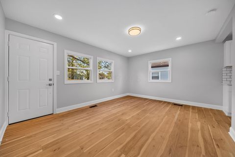 Tiny photo for 2555 Howey Road, Columbus, OH 43211 (MLS # 226014084)