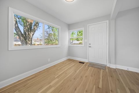 Tiny photo for 2555 Howey Road, Columbus, OH 43211 (MLS # 226014084)