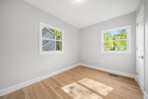 Tiny photo for 2555 Howey Road, Columbus, OH 43211 (MLS # 226014084)