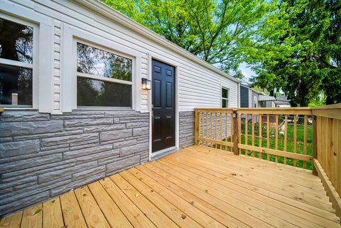 Tiny photo for 2555 Howey Road, Columbus, OH 43211 (MLS # 226014084)