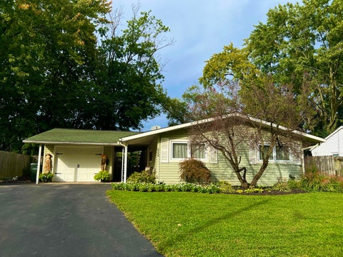 Photo of 5596 Revere Drive, Hilliard, OH 43026 (MLS # 226037658)
