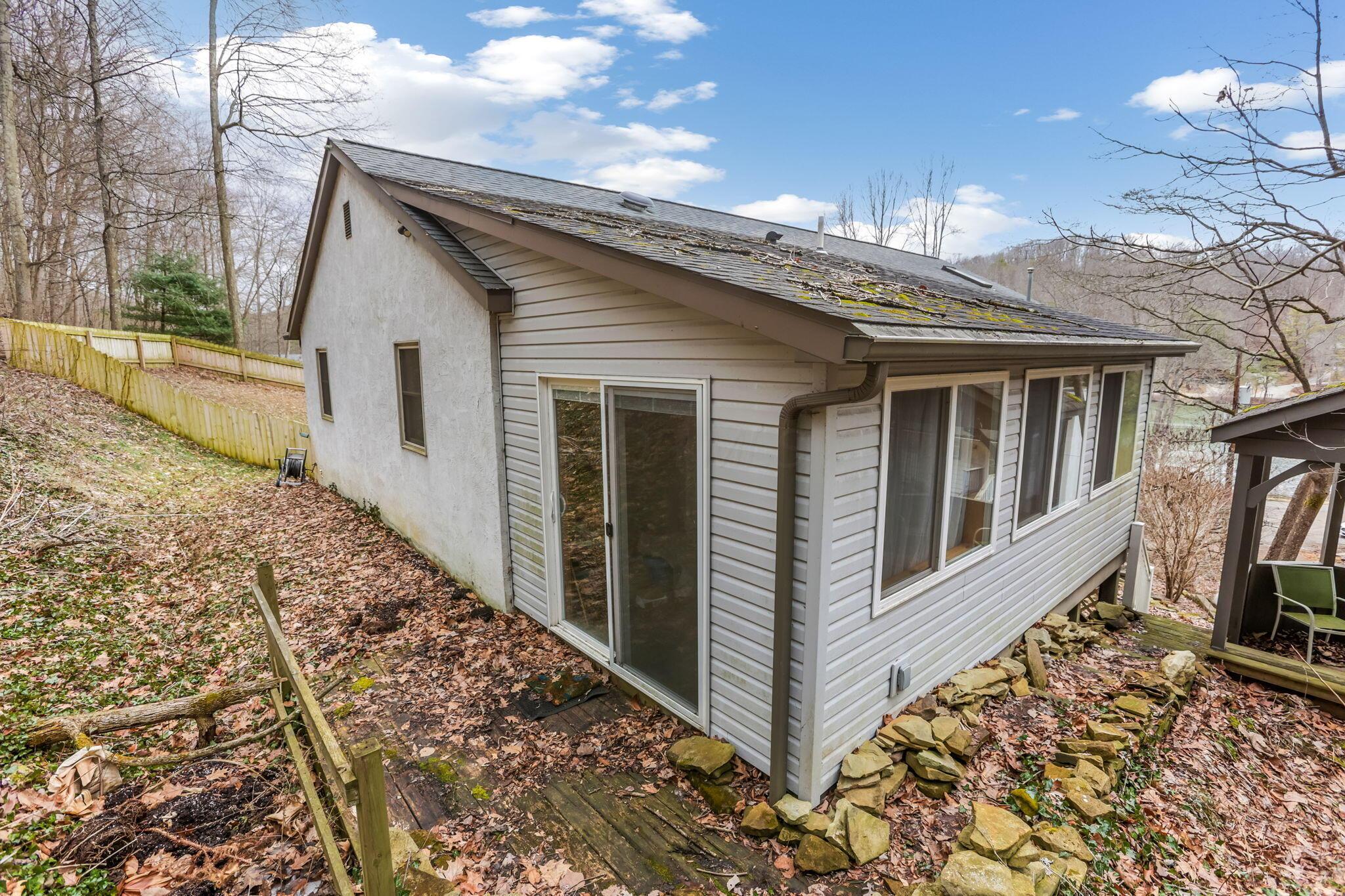 555 Ross Road, Lancaster, Ohio image 38