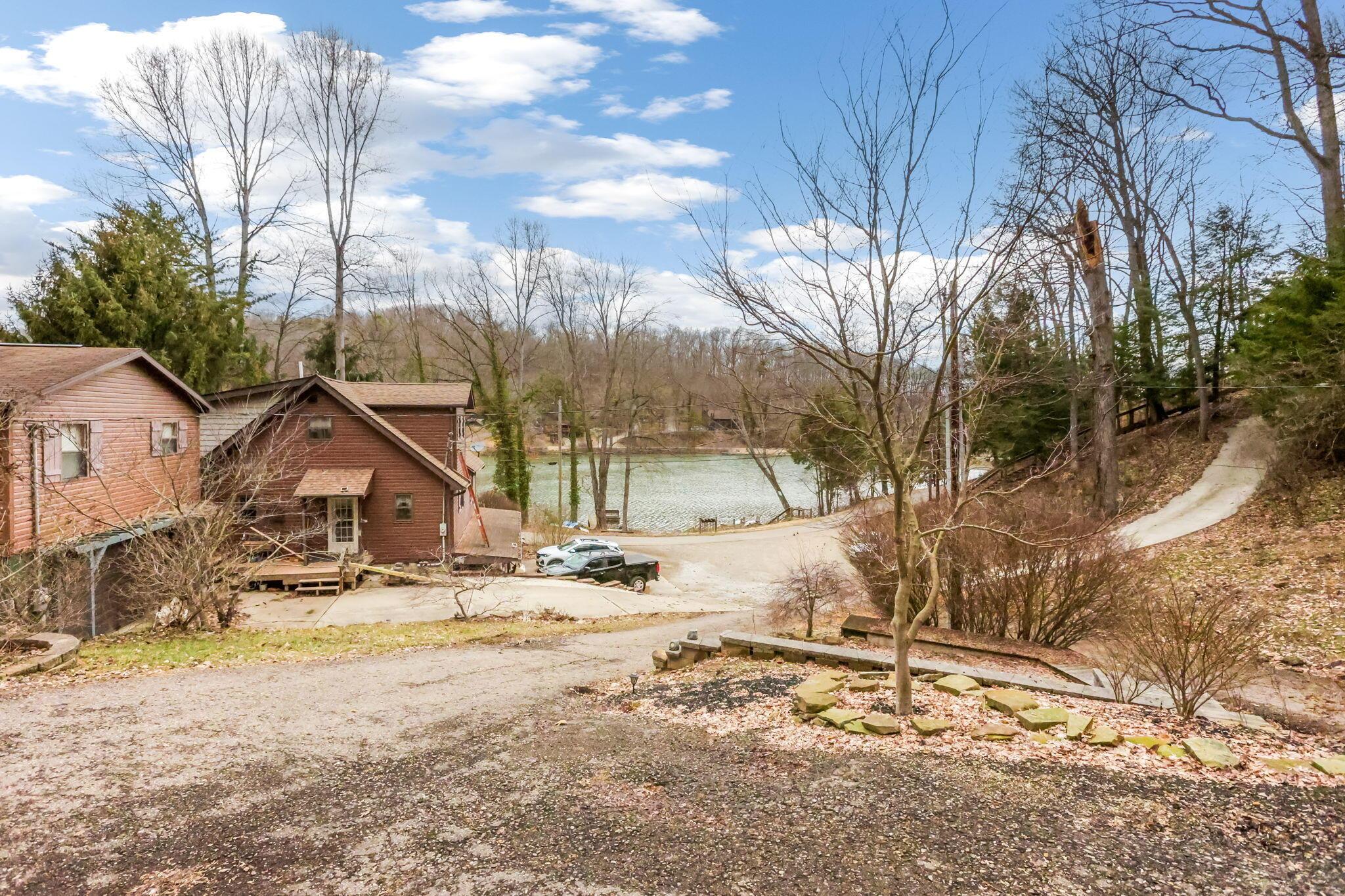 555 Ross Road, Lancaster, Ohio image 42