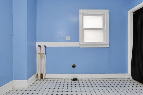 Tiny photo for 665 E Main Street, Newark, OH 43055 (MLS # 226000070)