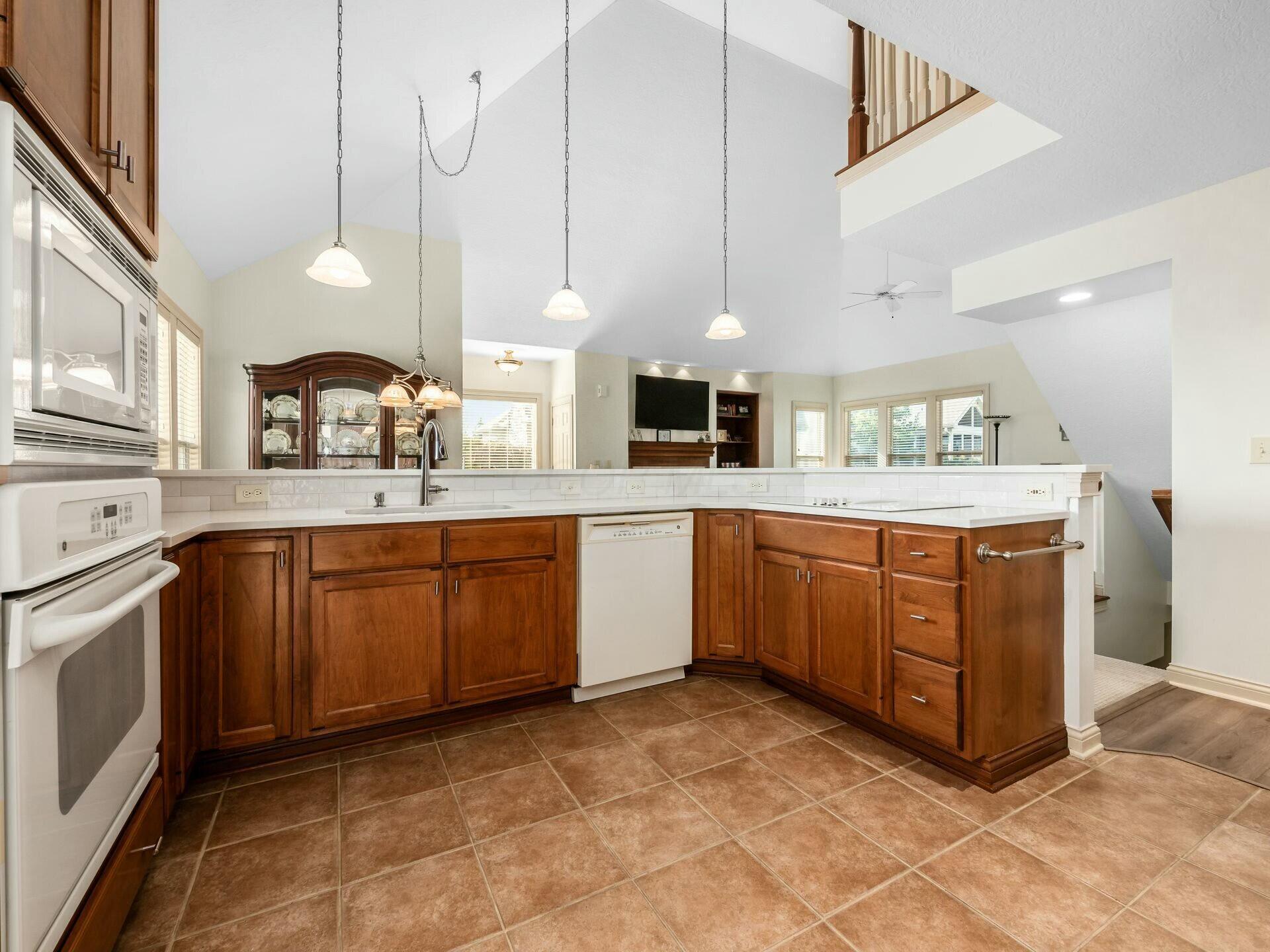 5937 Roundstone Place #7A, Dublin, Ohio image 10