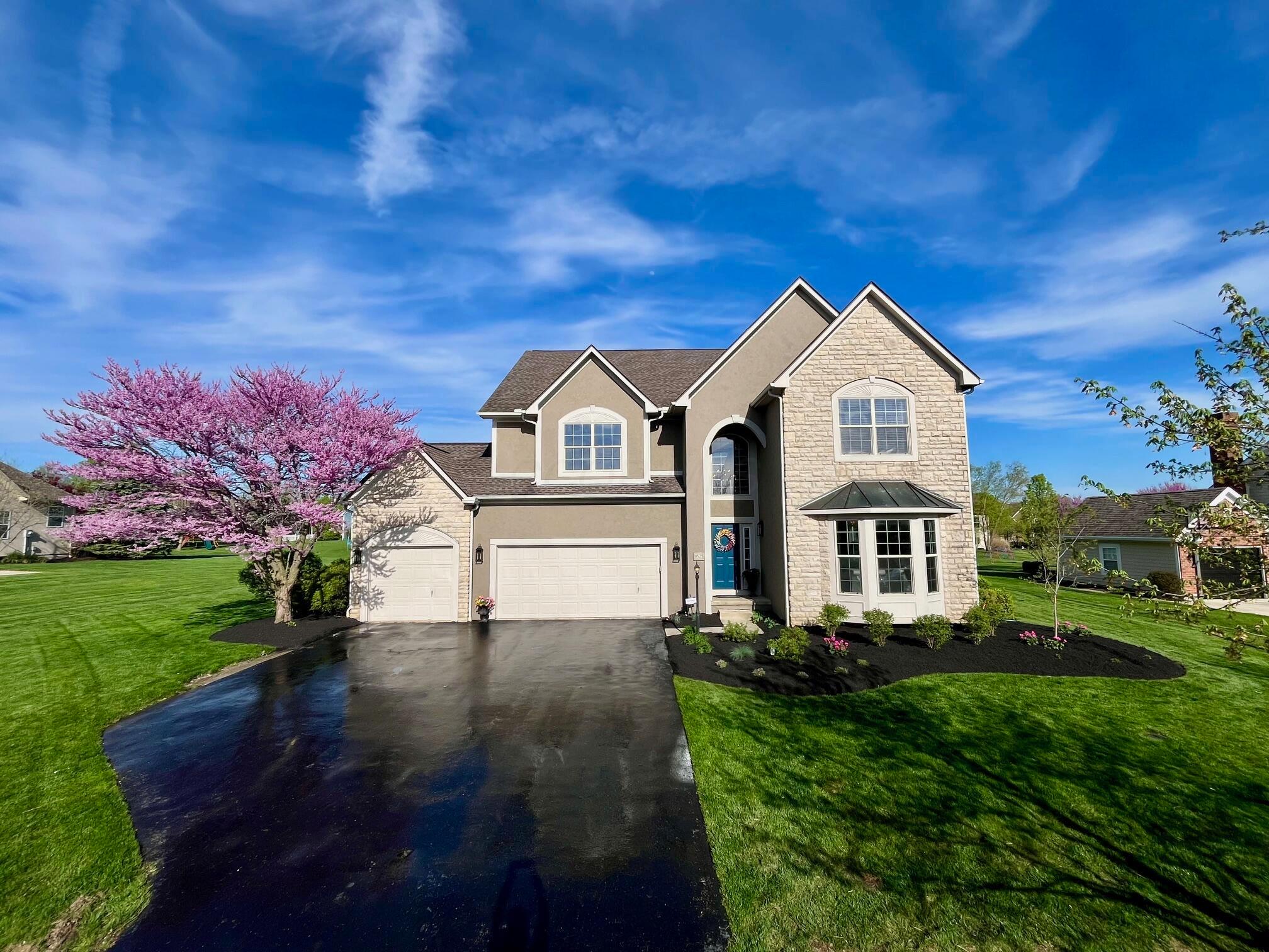 9525 Gibson Drive, Powell, Ohio image 2