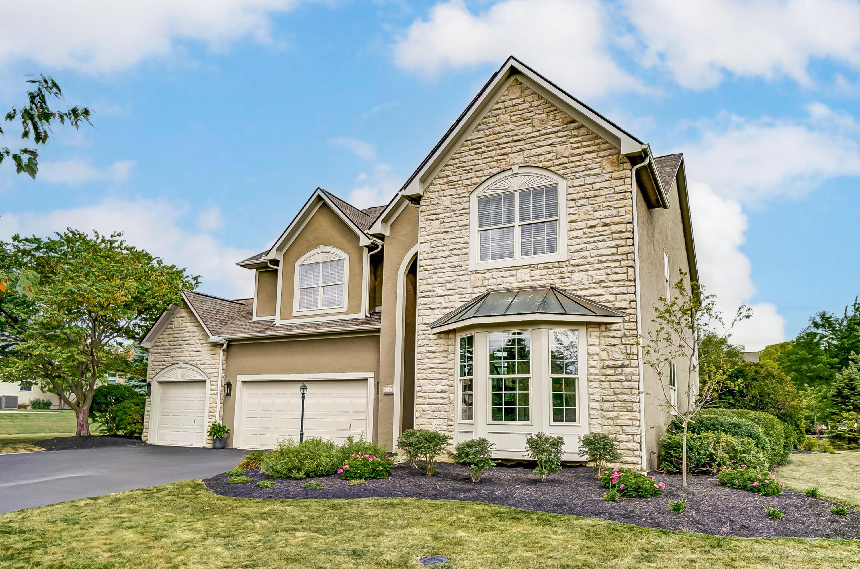 9525 Gibson Drive, Powell, Ohio image 15