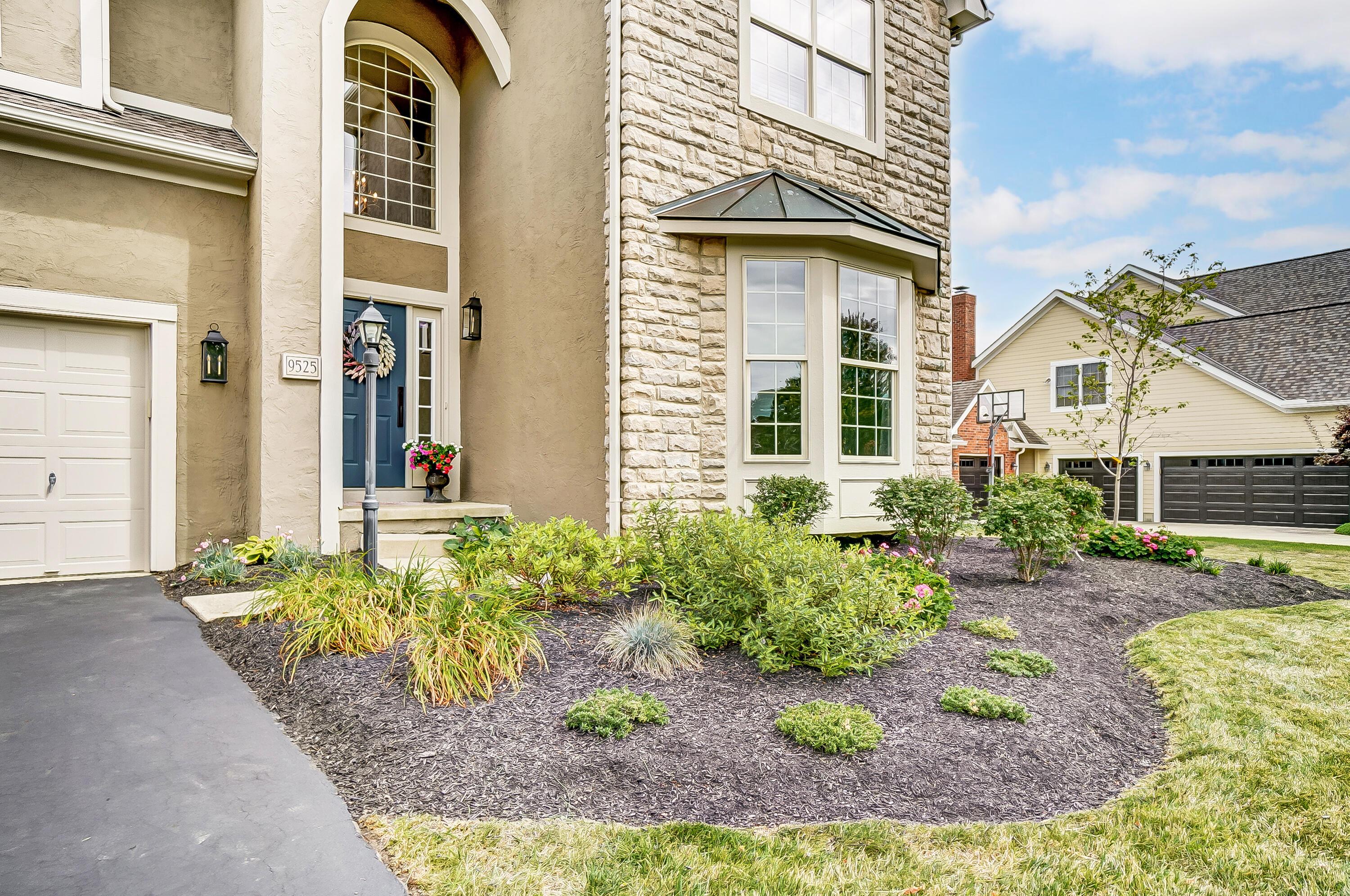 9525 Gibson Drive, Powell, Ohio image 16