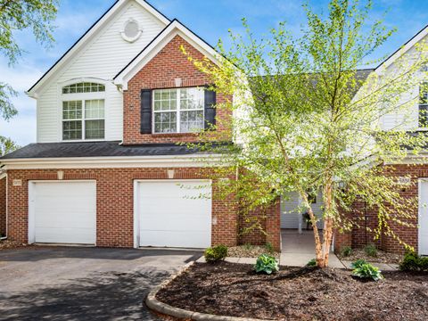 Photo of 5853 Edge Of Village Village, Westerville, OH 43081 (MLS # 226012734)