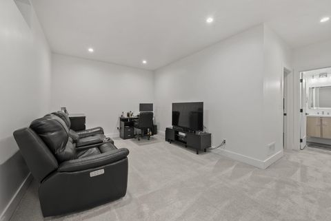 Tiny photo for 1205 Hamlet Street, Columbus, OH 43201 (MLS # 226000632)