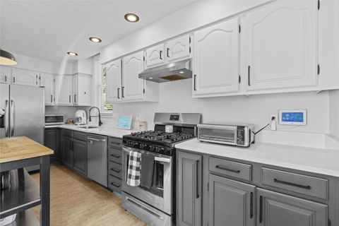 Tiny photo for 45 Tibet Road, Columbus, OH 43202 (MLS # 225040571)