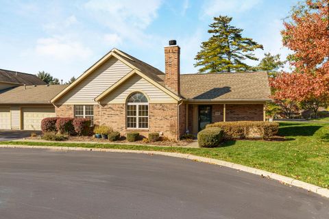 Photo of 164 Cameron Ridge Drive, Columbus, OH 43235 (MLS # 225041995)