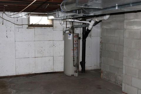 Tiny photo for 21 Parrott Street, Mount Vernon, OH 43050 (MLS # 226002996)