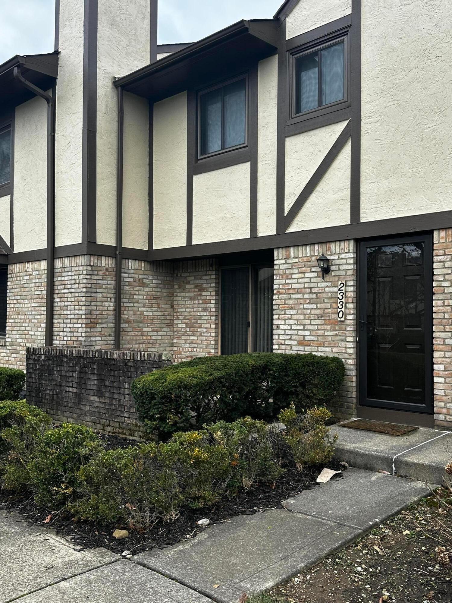 2330 Gavinley Way #29, Columbus, Ohio image 2