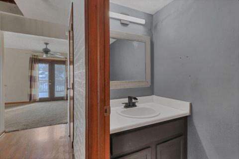 Tiny photo for 4580 Bimini Drive, Columbus, OH 43230 (MLS # 225045968)