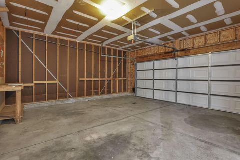 Tiny photo for 4580 Bimini Drive, Columbus, OH 43230 (MLS # 225045968)