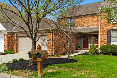 Photo of 2236 Adner Court, Upper Arlington, OH 43220 (MLS # 226009996)