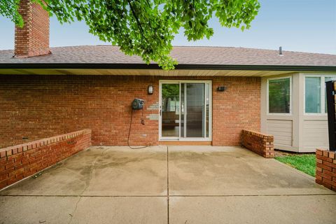 Tiny photo for 1711 Sioux Court, Grove City, OH 43123 (MLS # 226024008)