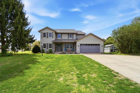 Photo of 3475 Kenerly Street, Springfield, OH 45502 (MLS # 226012526)