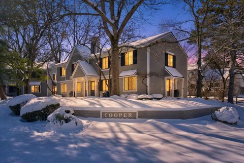 Photo of 3001 Cooper Bluff Drive, Columbus, OH 43231 (MLS # 226003113)