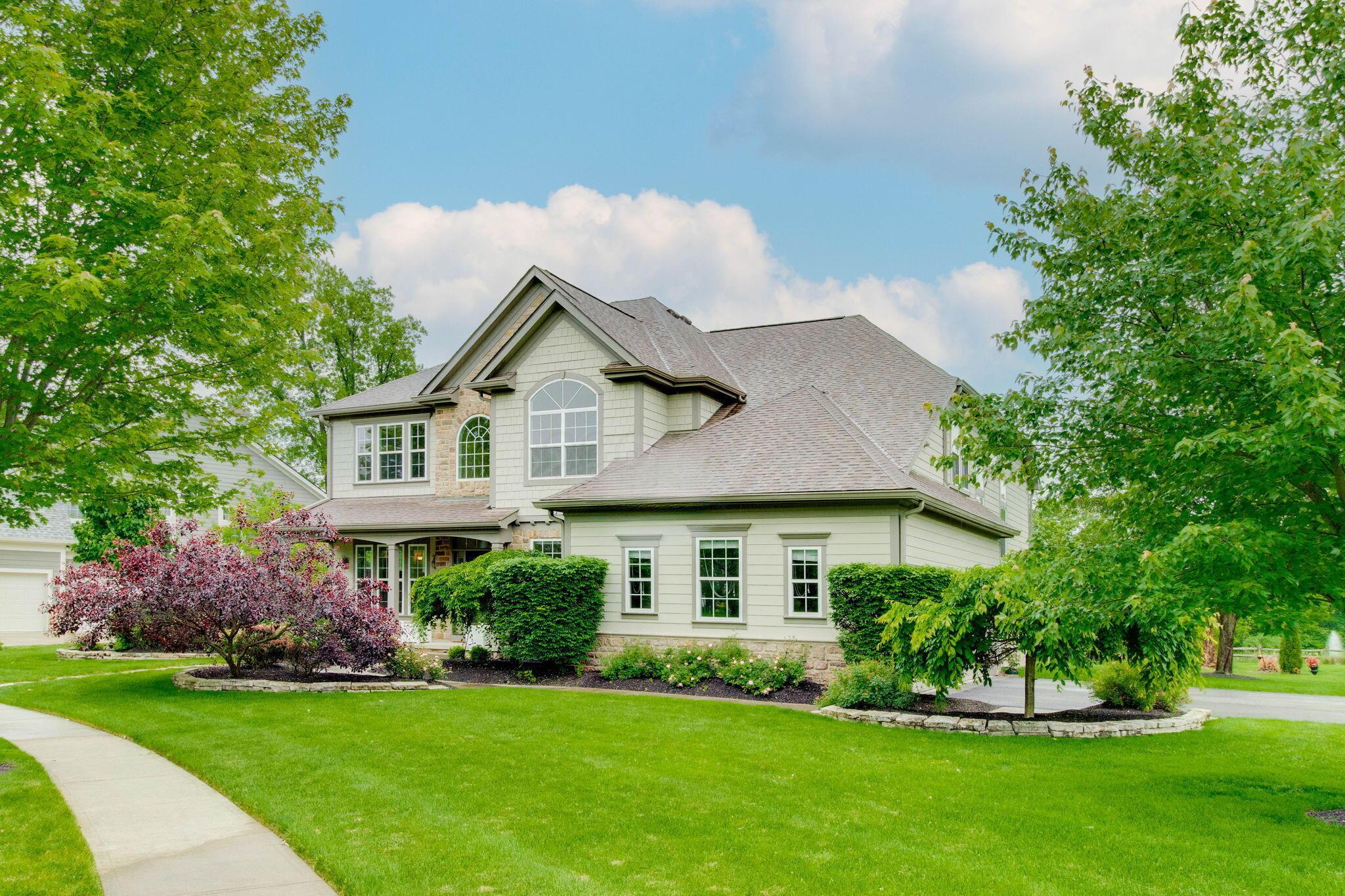 2898 Braden Way, Blacklick, Ohio image 2