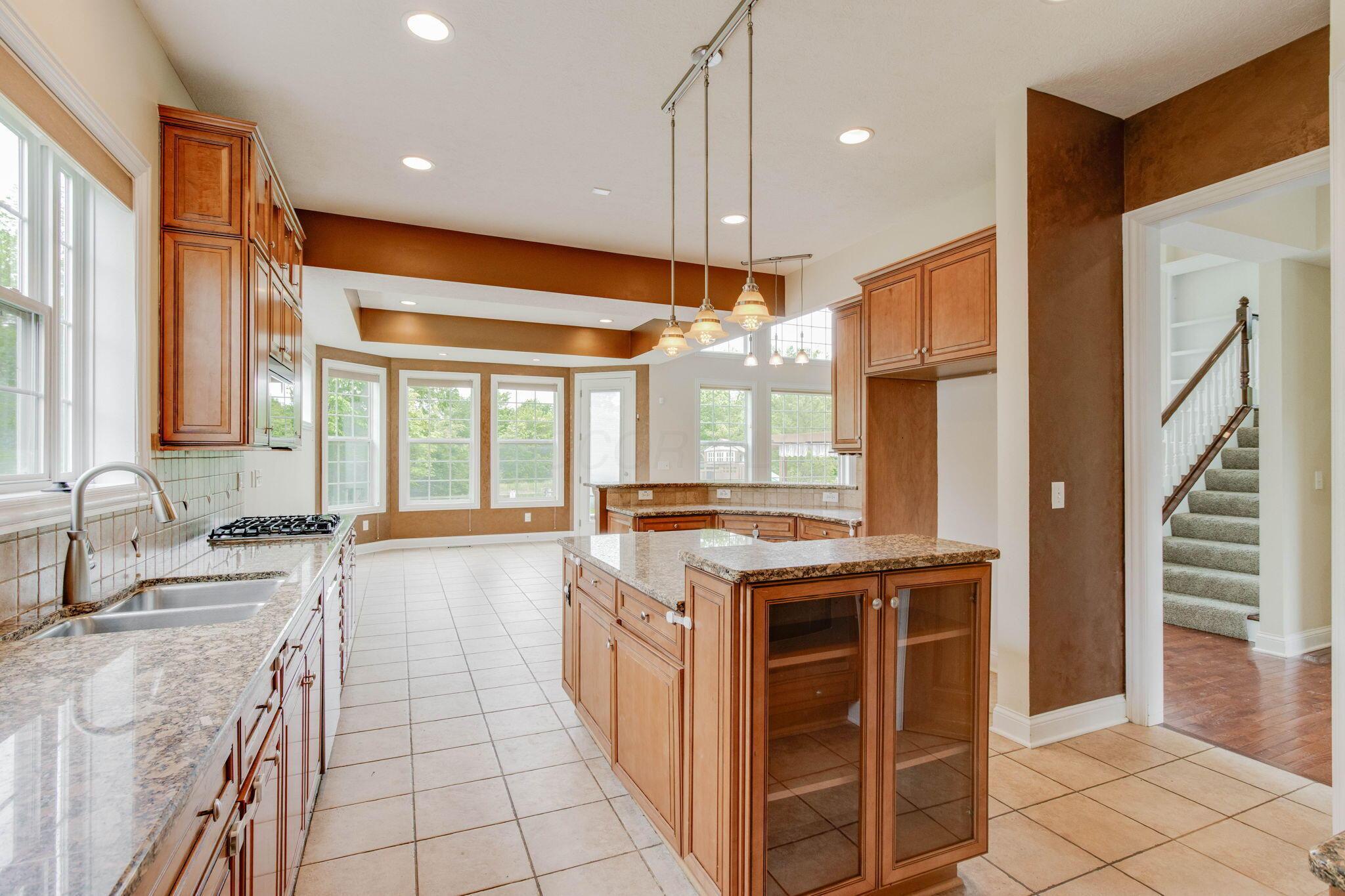 2898 Braden Way, Blacklick, Ohio image 8
