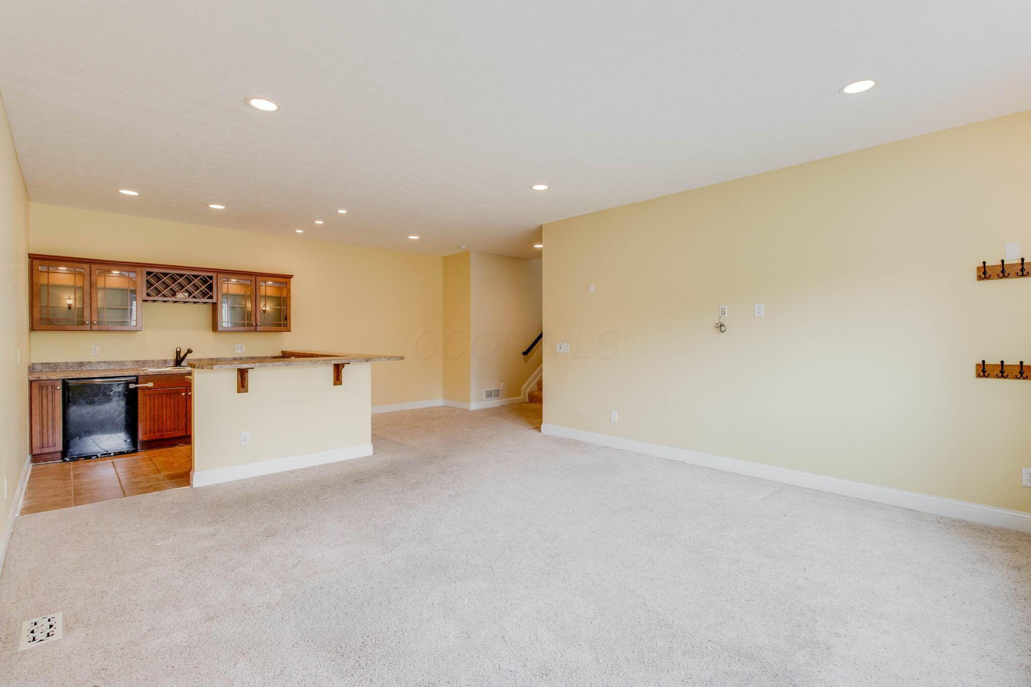 2898 Braden Way, Blacklick, Ohio image 38