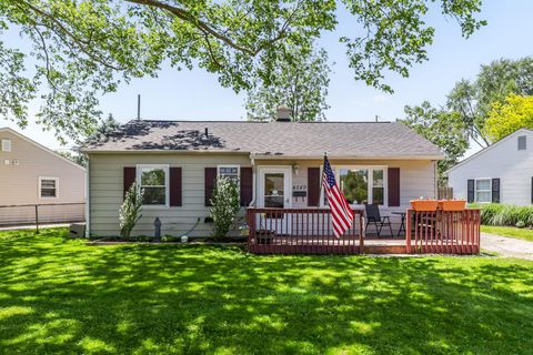 Photo of 4549 Saint Rita Lane, Columbus, OH 43213 (MLS # 226018377)