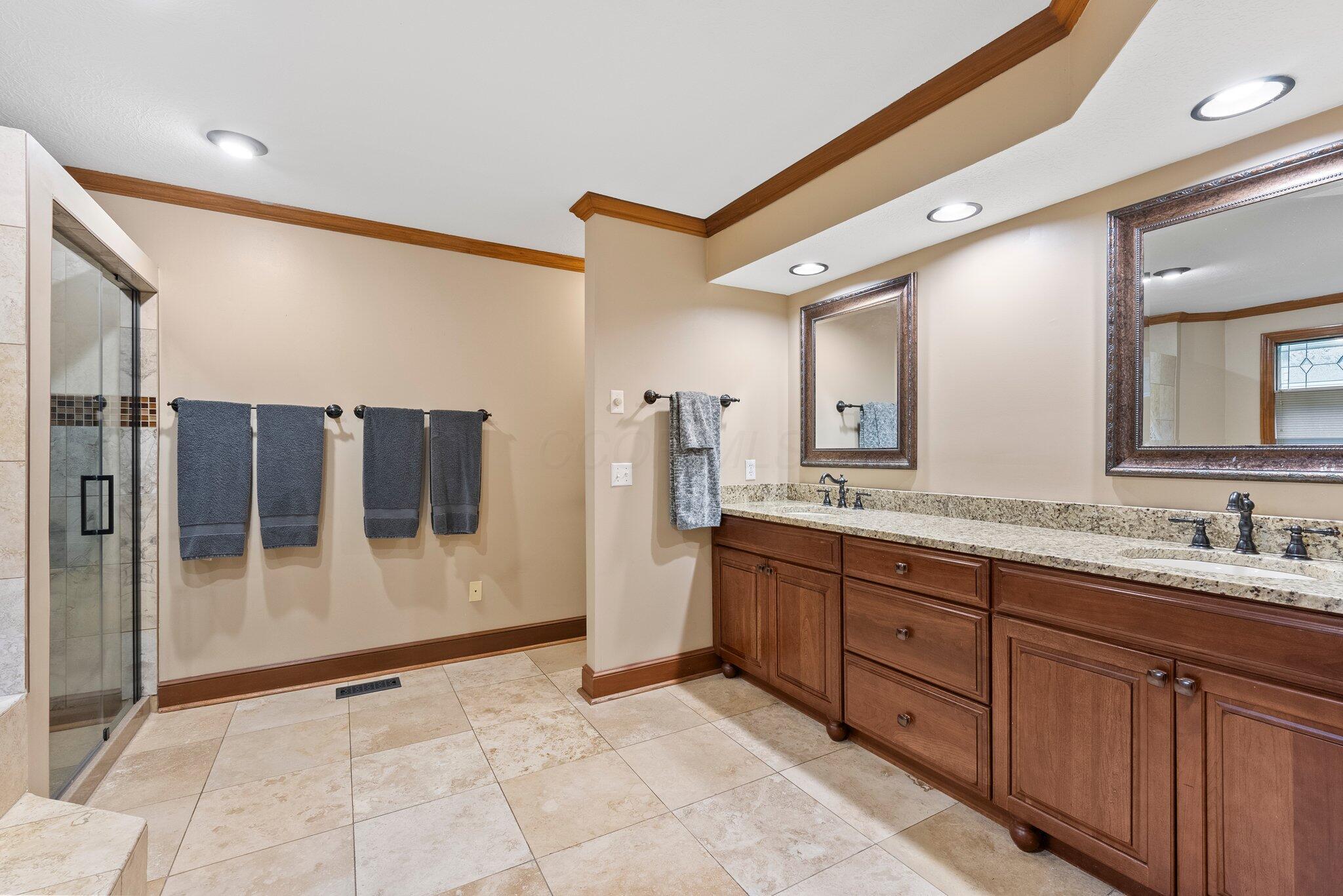 9394 Din Eidyn Drive, Dublin, Ohio image 27