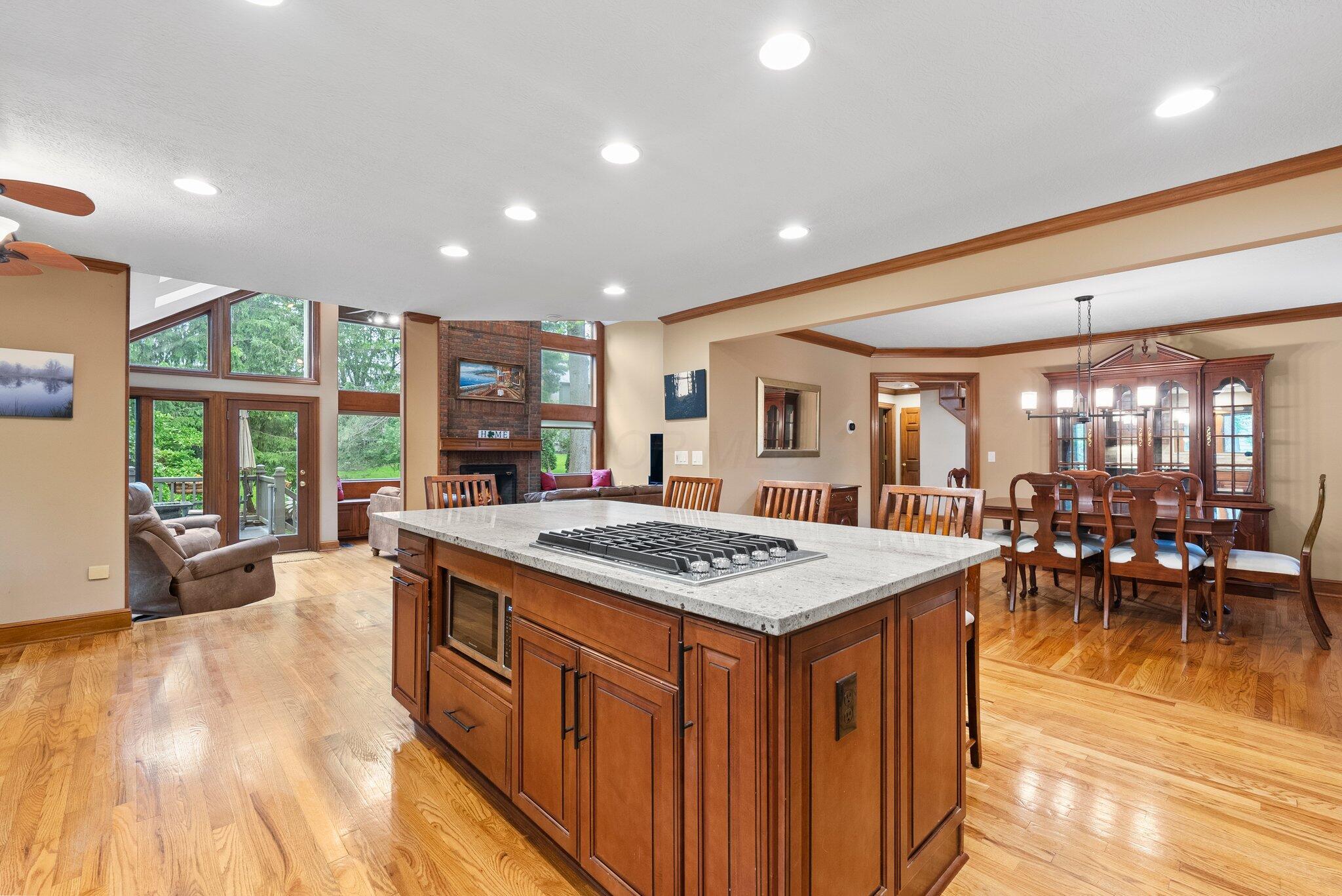 9394 Din Eidyn Drive, Dublin, Ohio image 16
