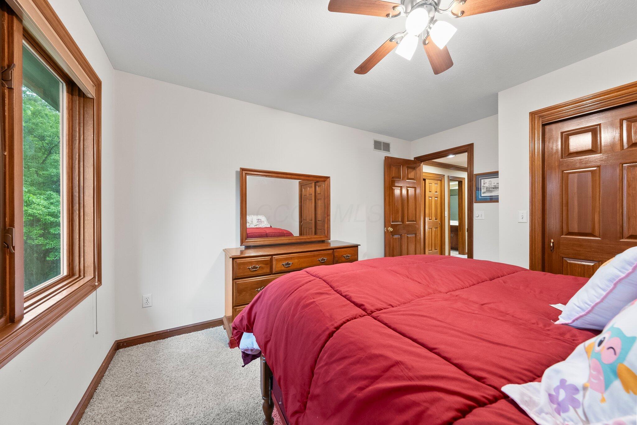 9394 Din Eidyn Drive, Dublin, Ohio image 41