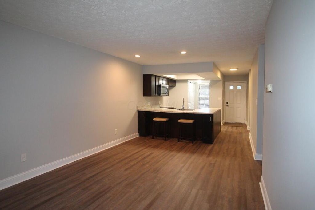 Photo of 6550 Reflections Drive C #C, Dublin, OH 43017 (MLS # 226005665)