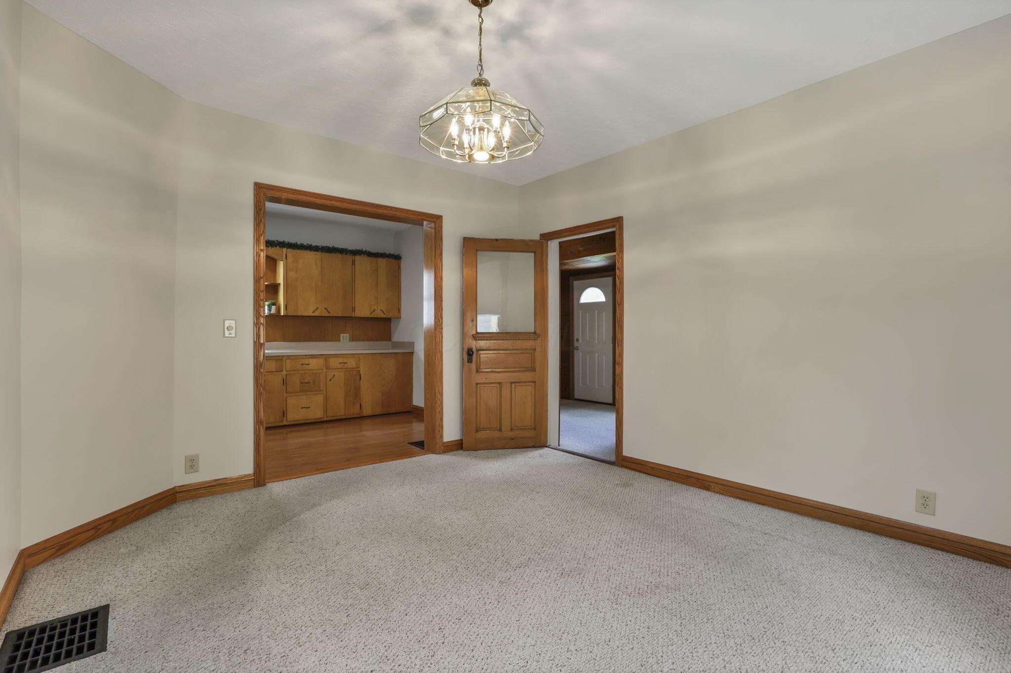 520 Oakwood Avenue, Lancaster, Ohio image 12