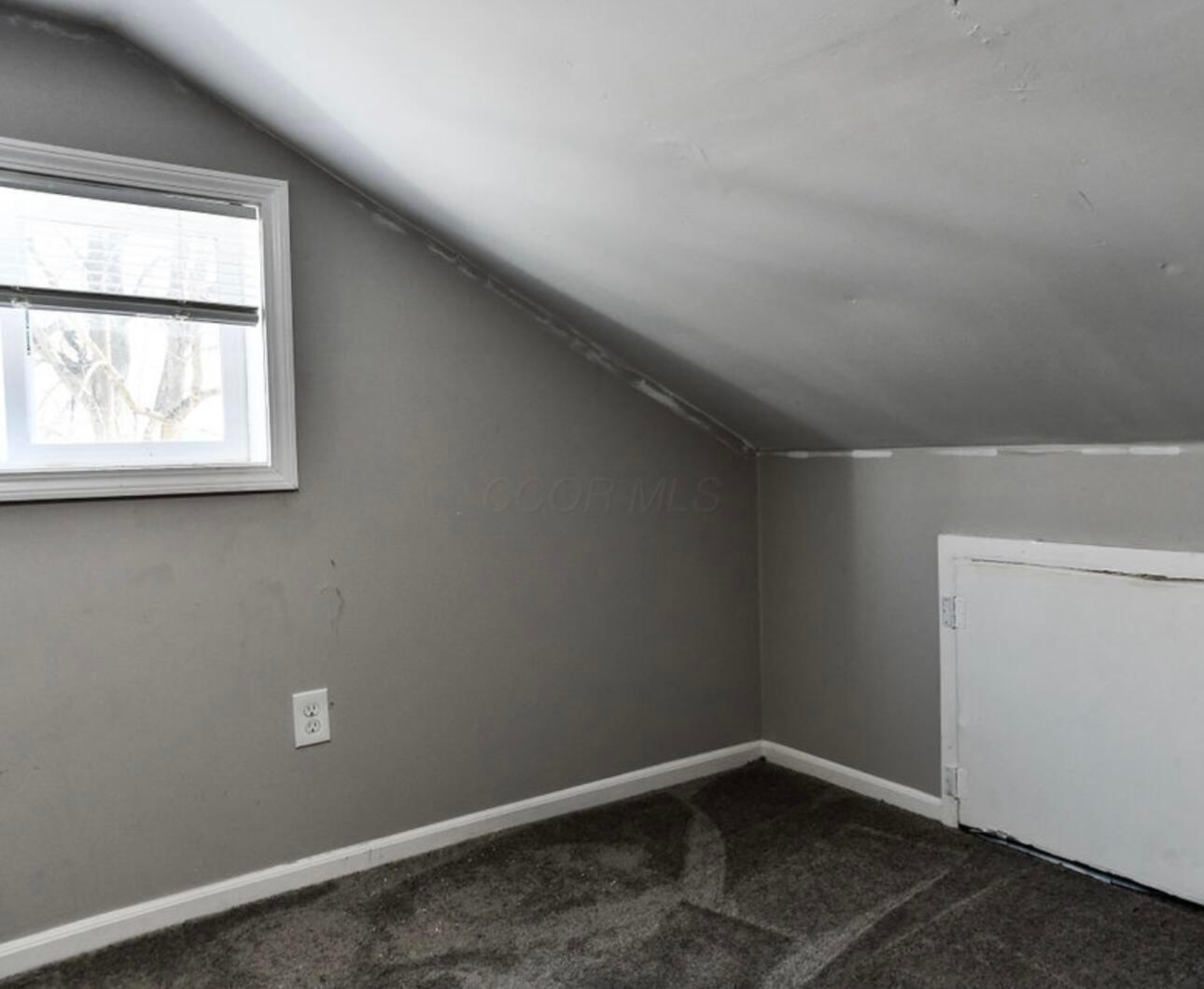 5592 Bellview Drive, Grove City, Ohio image 18