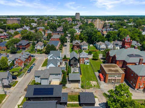 Tiny photo for 1379 Fair Avenue, Columbus, OH 43205 (MLS # 226028791)