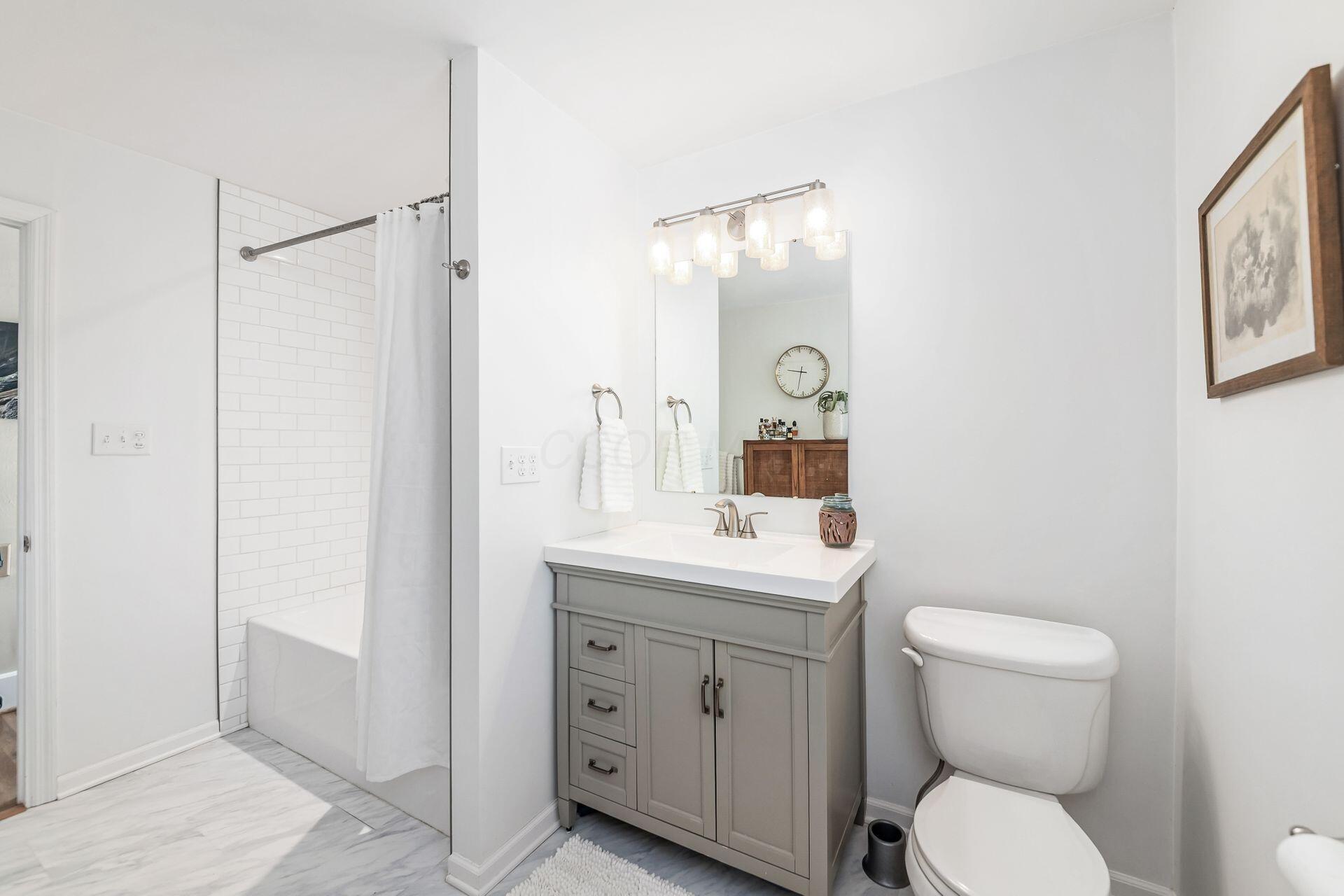 765 Grandon Avenue, Columbus, Ohio image 21