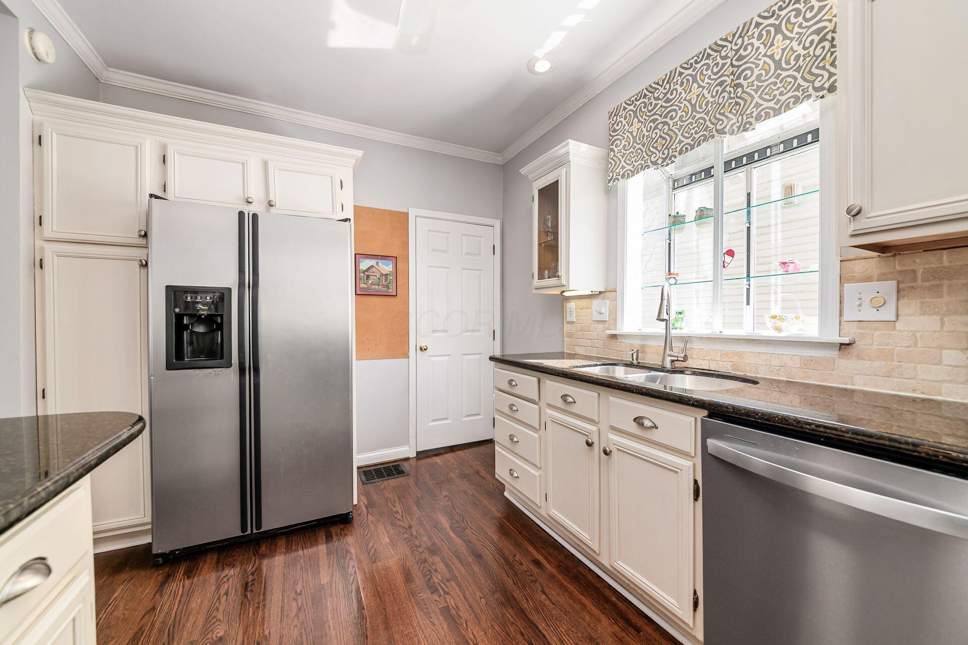 765 Grandon Avenue, Columbus, Ohio image 13