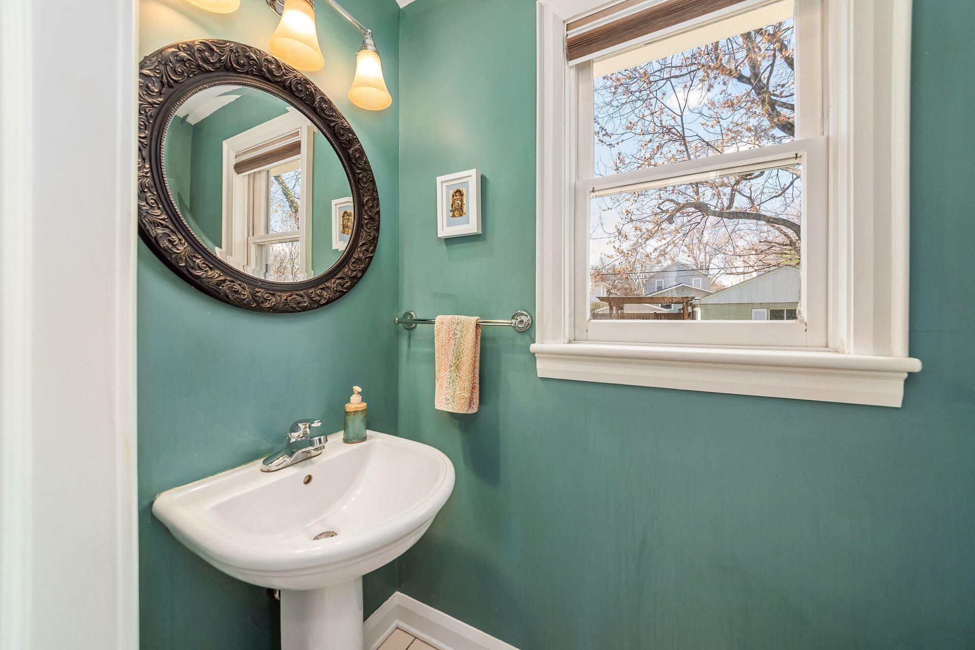 765 Grandon Avenue, Columbus, Ohio image 17