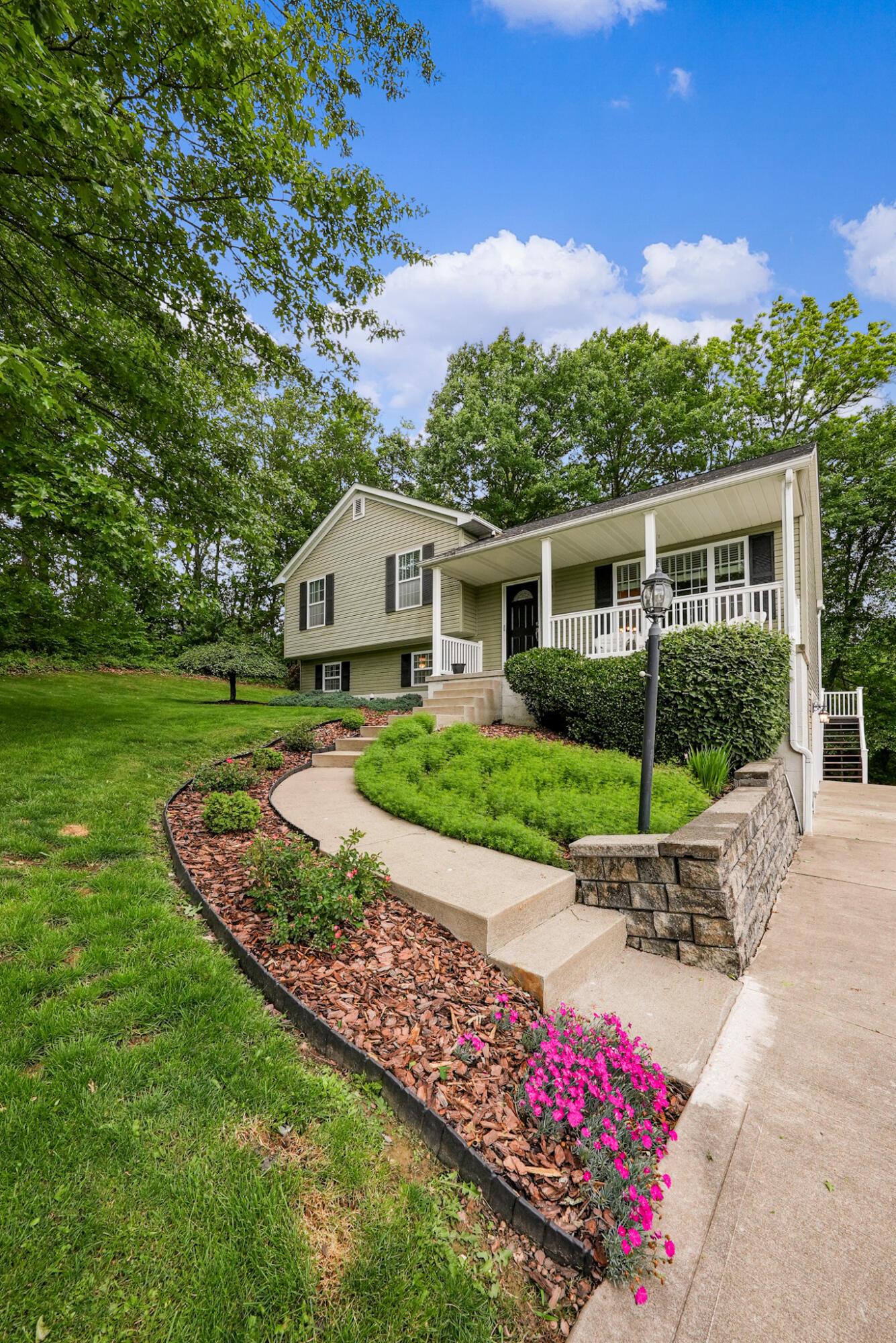 270 Trappers Hollow Road, Zanesville, Ohio image 3