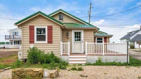 Tiny photo for 4881 Decker Avenue NE, Thornville, OH 43076 (MLS # 226019213)