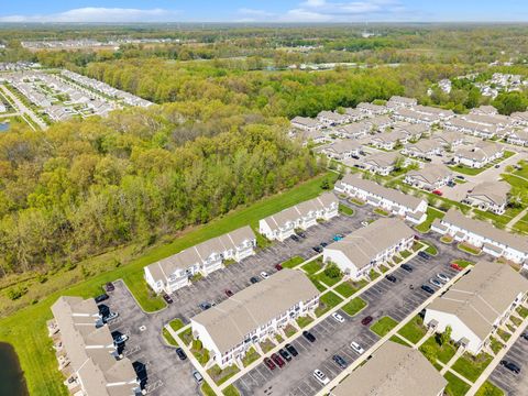 Tiny photo for 5959 Silver Charms Way B #B, New Albany, OH 43054 (MLS # 226013906)