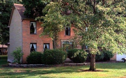 Photo of 895 Ludwig Drive, Columbus, OH 43230 (MLS # 226033078)