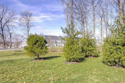 Tiny photo for 3326 Strickland Drive 1 #1, New Albany, OH 43054 (MLS # 226005112)