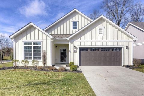 Photo of 3326 Strickland Drive 1 #1, New Albany, OH 43054 (MLS # 226005112)