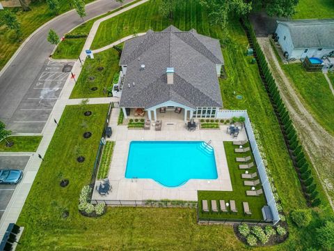 Tiny photo for 3326 Strickland Drive 1 #1, New Albany, OH 43054 (MLS # 226005112)