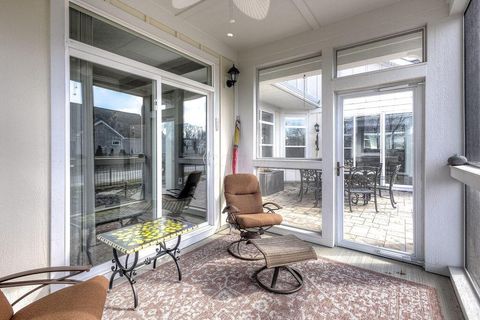 Tiny photo for 3326 Strickland Drive 1 #1, New Albany, OH 43054 (MLS # 226005112)