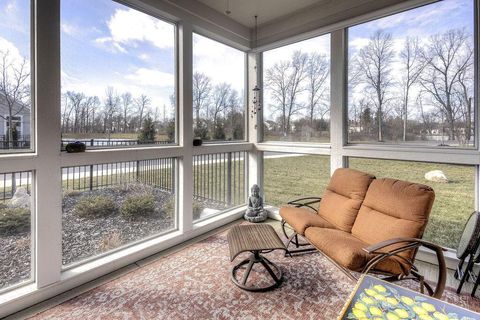 Tiny photo for 3326 Strickland Drive 1 #1, New Albany, OH 43054 (MLS # 226005112)