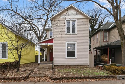 Photo of 1017 Michigan Avenue, Columbus, OH 43201 (MLS # 226001371)