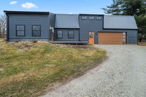 Photo of 3805 Botson Lane, Cambridge, OH 43725 (MLS # 226004856)